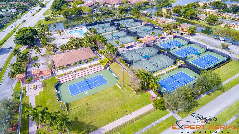 aerial-sunrise-tennis-club